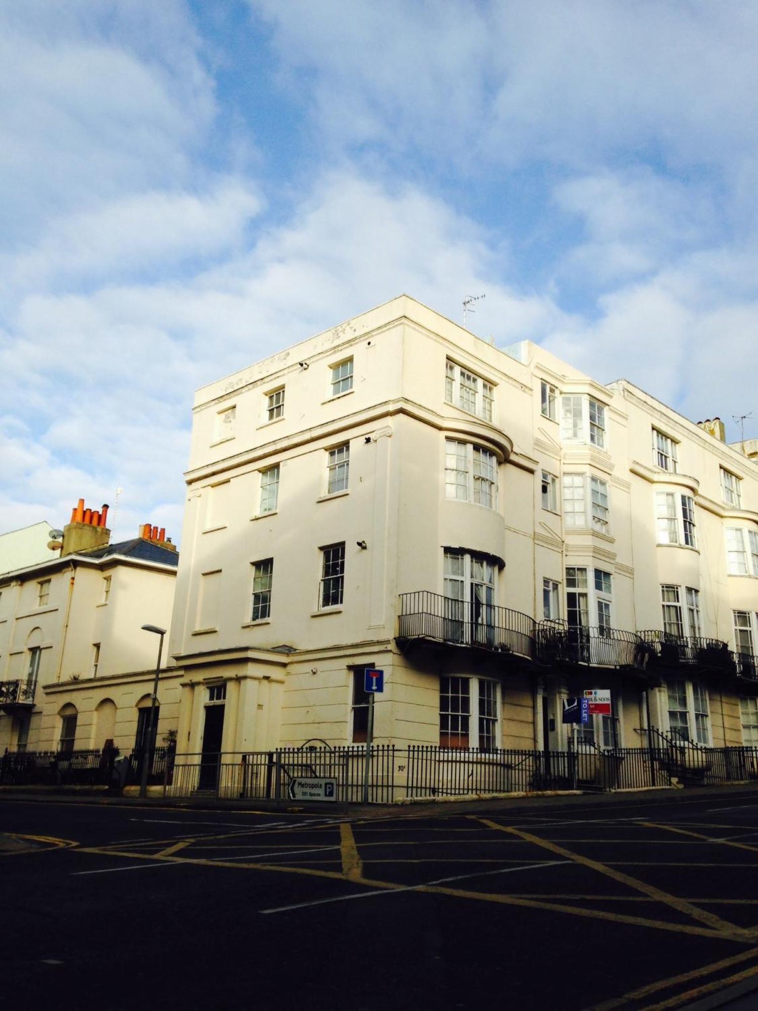 Two Top Central Beach Studios - Also Separate Spa Cabin And Watersports Brighton Exterior foto